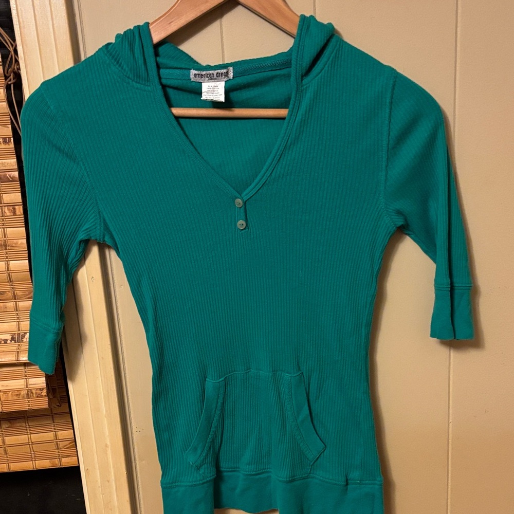 American Dream Size Medium Green Hoodie with Pocket for Girls. 100% cotton